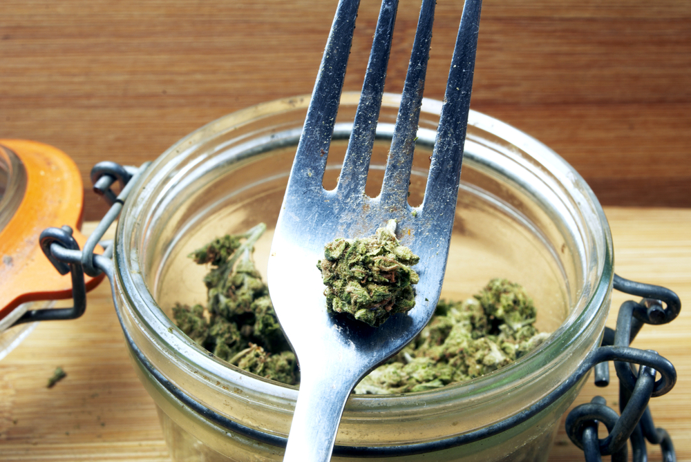 eating raw cannabis guide